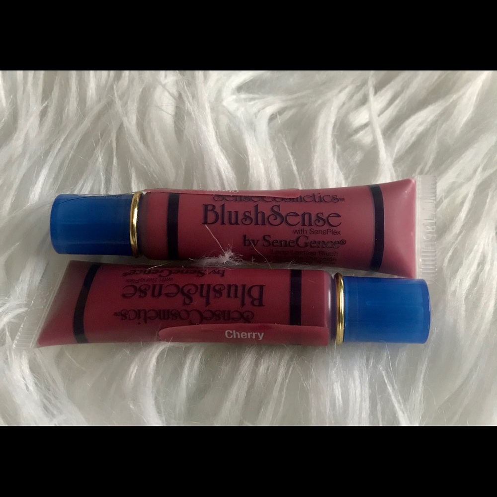 Brand new 2 pieces Blushsense in Cherry